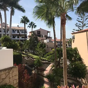 https://royal-park-albatros-bonito-apartamento-golf-del-sur.in-canary-islands.com